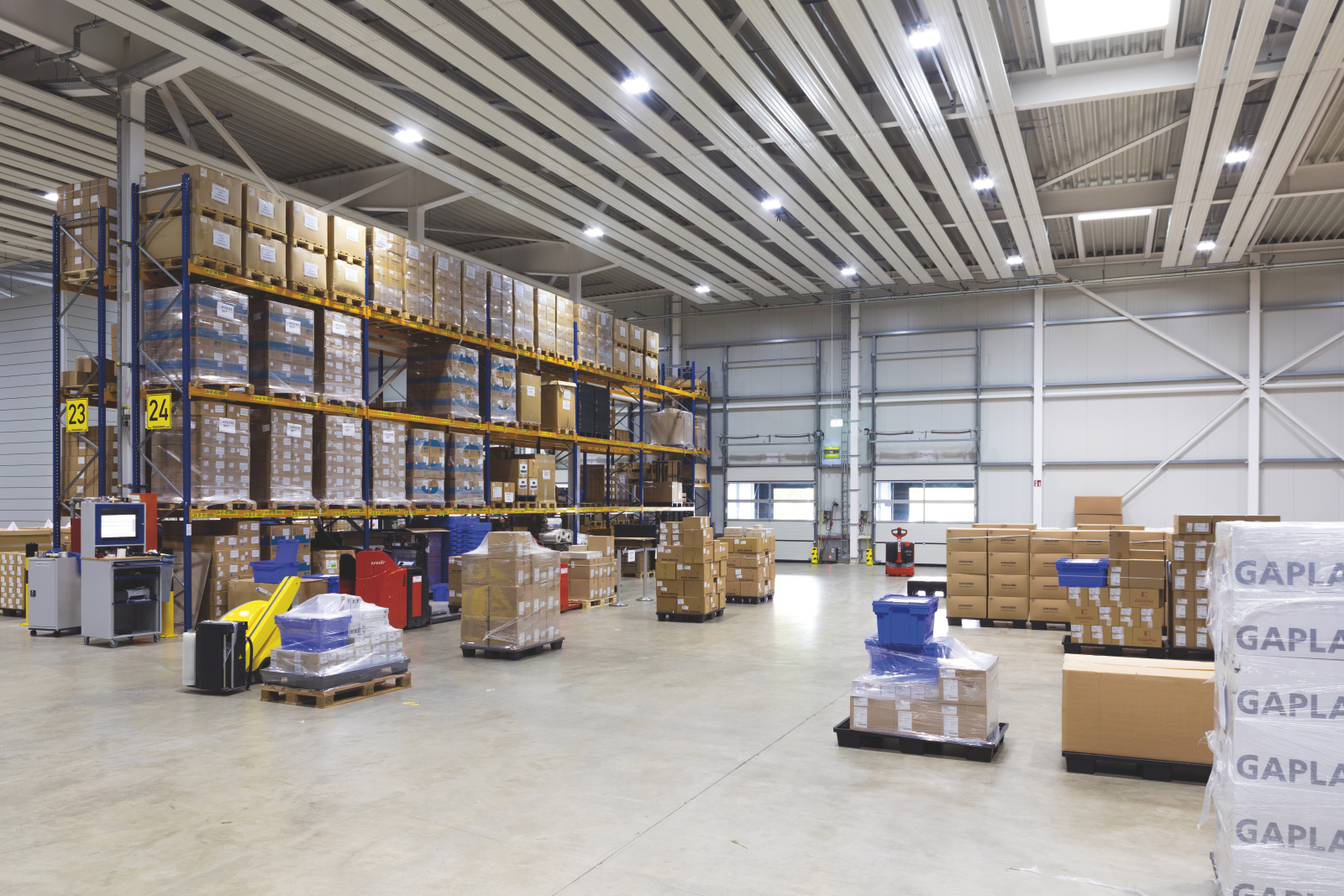 Reference Zehnder ZIP Heating and cooling ceilings Bottom view