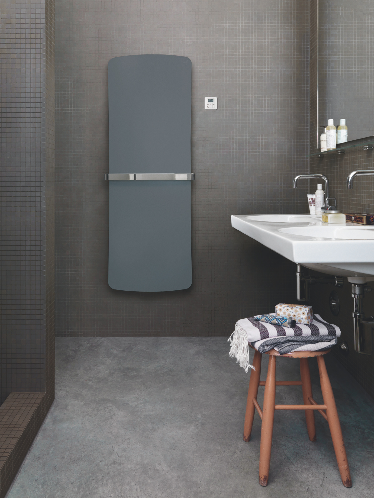 Studio Collection, Coloured Valves, Coloured Valve, 50 mm Valve, Remote Controller, New Colour World, Designer: King & Miranda, Programmable Controller, Flat Radiator, Towel Bar
